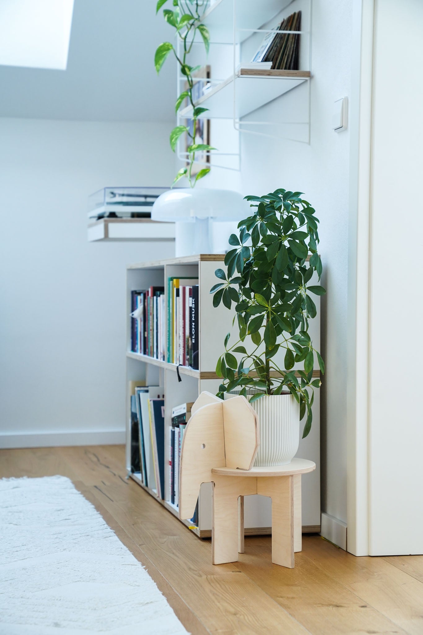 Elefanten Kinderstuhl aus Holz zum zusammenstecken