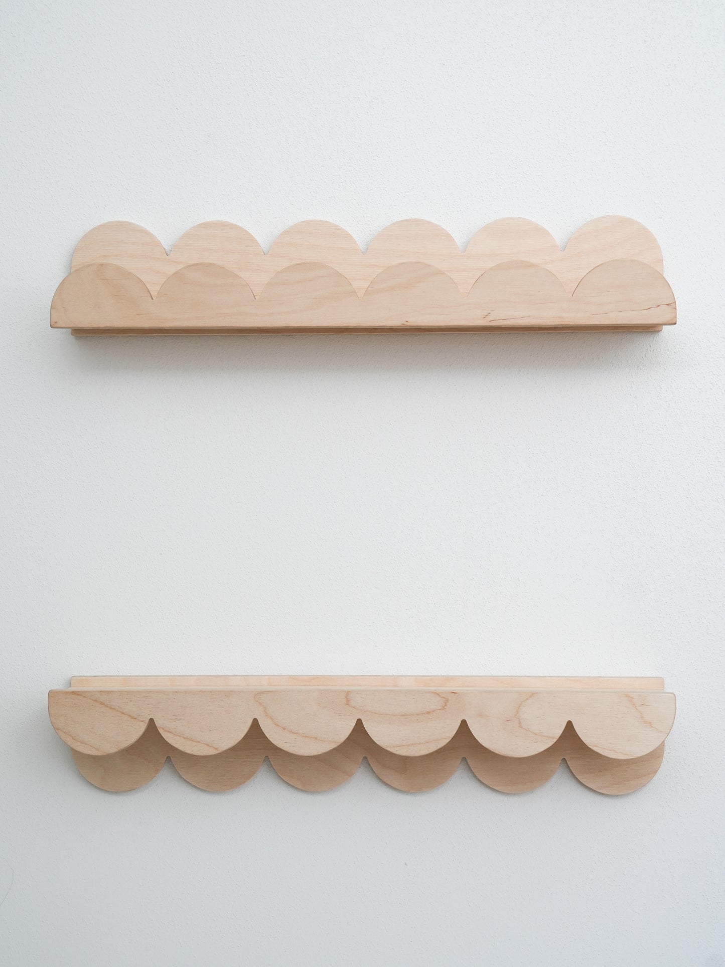 DIY stackable wooden box - construction instructions + sewing pattern