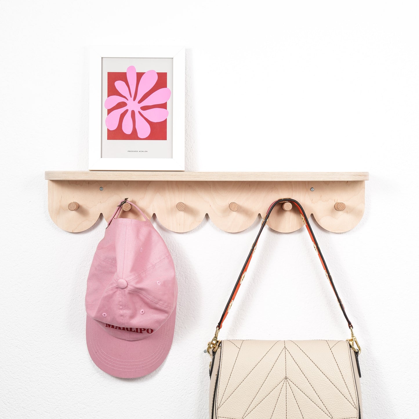 Garderobe & Bilderleiste im Wavy Design